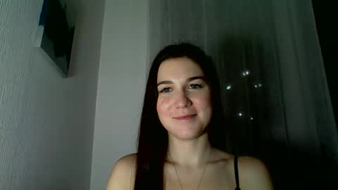 katie_foxi online show from October 2025 04:29:01 PM