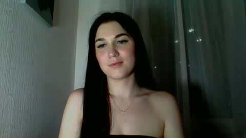 Snapshot of katie_foxi chatting on May 2026 08:40:02 PM katie_foxi online show from May 2026 08:40:02 PM