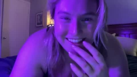 katiecopper27 online show from June 2026 03:37:01 AM