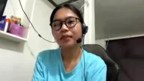 Snapshot of katlynpelyo chatting on June 2026 02:30:02 PM Lily online show from June 2026 02:30:02 PM