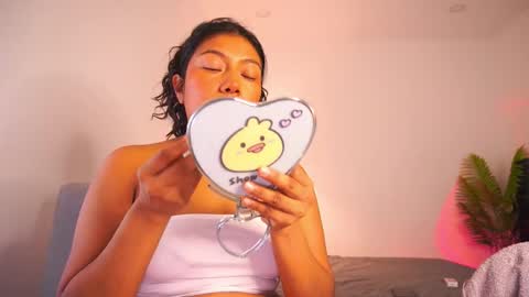 Follow me on instagram and twitter as correaktnees online show from November 2025 07:09:01 AM