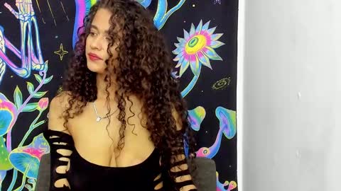 Snapshot of katrhin_66 chatting on January 2025 01:59:01 AM Kathrin online show from January 2025 01:59:01 AM