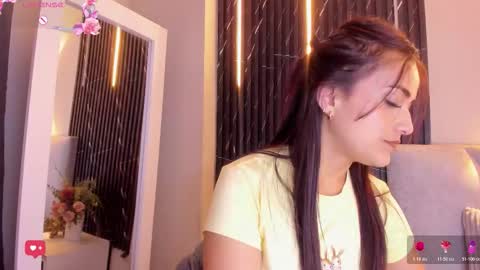 Keyla online show from March 2026 07:18:02 PM