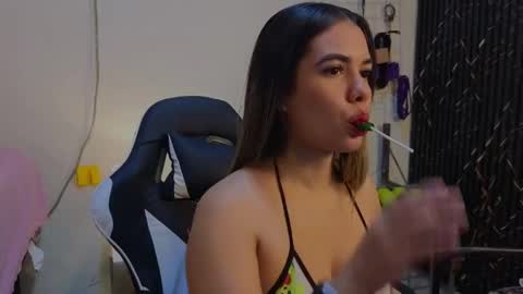 Katt  online show from April 2026 05:07:02 PM