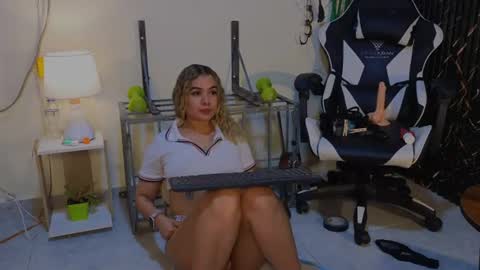 Katt  online show from June 2026 04:48:02 AM
