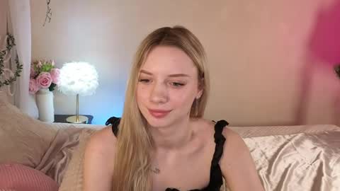 Snapshot of katt_yy chatting on May 2026 05:13:01 AM katt_yy online show from May 2026 05:13:01 AM