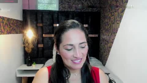 K A T T E  online show from May 2026 07:44:02 PM