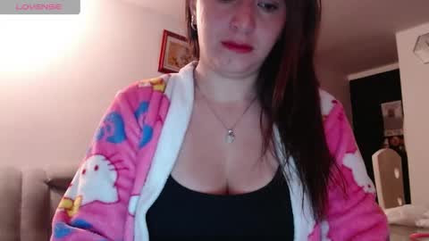 Snapshot of kattie_love chatting on April 2026 09:56:02 AM kattie online show from April 2026 09:56:02 AM