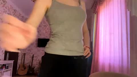 Snapshot of kattiemichelson chatting on May 2026 05:27:01 AM Molly online show from May 2026 05:27:01 AM