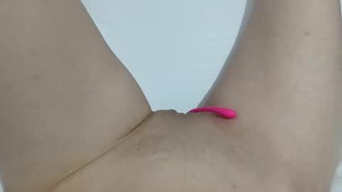 Snapshot of kattrinah_nikitta chatting on February 2026 07:24:02 PM nikitta online show from February 2026 07:24:02 PM