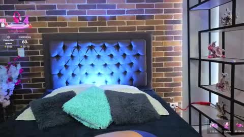 kattypaez online show from December 2025 04:14:01 PM