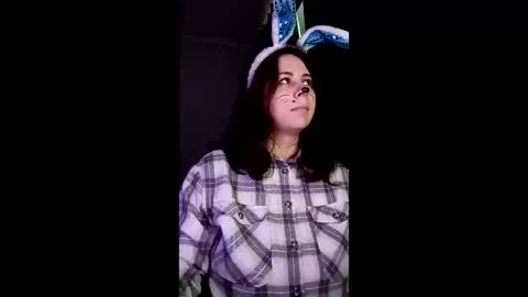 Snapshot of kattyy_summer chatting on April 2026 01:25:02 PM Kattyy Summer online show from April 2026 01:25:02 PM
