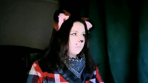 Snapshot of kattyy_summer chatting on May 2026 07:52:01 PM Kattyy Summer online show from May 2026 07:52:01 PM