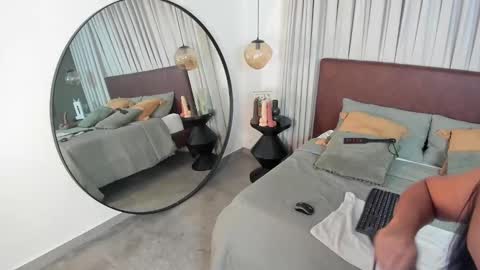 Snapshot of katuff chatting on November 2025 03:50:02 AM katuff online show from November 2025 03:50:02 AM