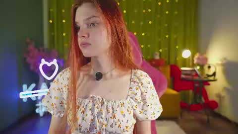 Snapshot of katy_ethereal chatting on June 2026 02:58:02 AM Katy - online show from June 2026 02:58:02 AM