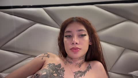 Emily online show from January 2025 05:48:02 AM