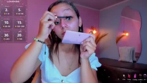 Snapshot of katy_sweet19 chatting on November 2025 06:18:02 PM Katy online show from November 2025 06:18:02 PM