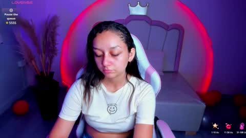 Snapshot of katy_sweet19 chatting on February 2026 10:36:01 AM Katy online show from February 2026 10:36:01 AM