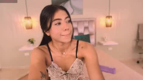 Snapshot of katya_rogerss chatting on May 2026 11:45:01 PM katya online show from May 2026 11:45:01 PM