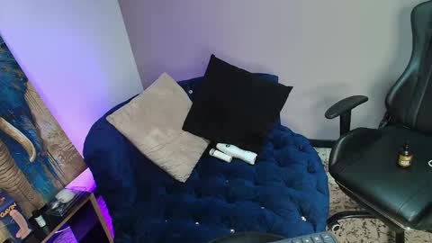 Snapshot of katyamonroe_ chatting on December 2025 02:42:02 AM katyamonroe_ online show from December 2025 02:42:02 AM