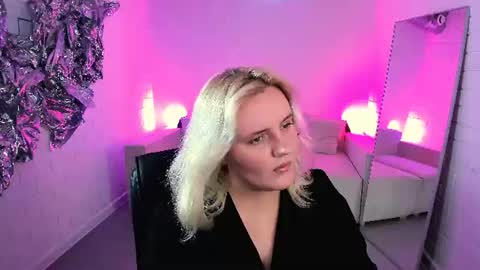 Snapshot of katybriggs chatting on June 2026 05:34:01 AM Katy online show from June 2026 05:34:01 AM
