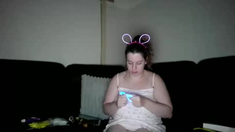 Snapshot of katykat15 chatting on December 2024 03:31:01 PM Jemima Marie online show from December 2024 03:31:01 PM