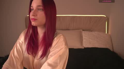 Mia  Lovense is active Private is Open online show from January 2026 04:51:01 AM