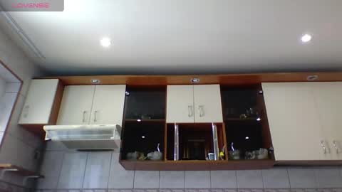 Natasa online show from April 2026 11:37:01 AM