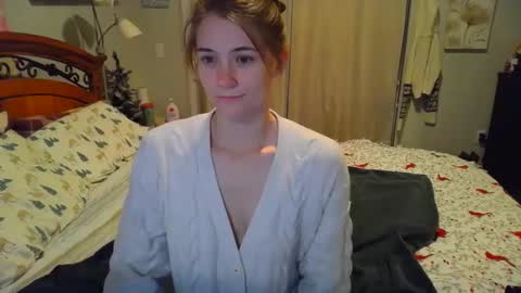 Snapshot of katynowhere chatting on December 2024 01:57:02 AM Katy online show from December 2024 01:57:02 AM