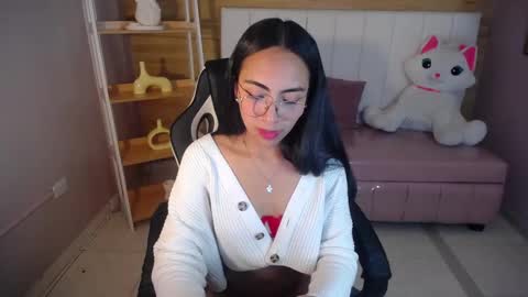 katyrider_a online show from September 2025 01:01:01 PM