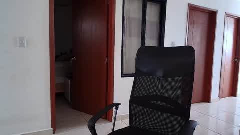 Snapshot of kaurilop chatting on December 2024 05:13:01 PM Kauri Lop online show from December 2024 05:13:01 PM