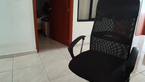 Snapshot of kaurilop chatting on January 2025 04:44:02 PM Kauri Lop online show from January 2025 04:44:02 PM