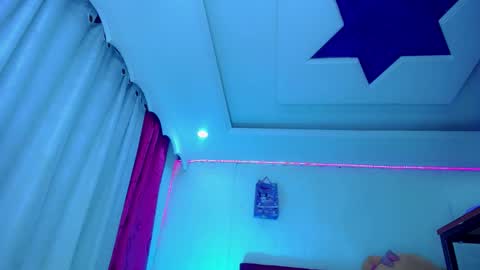 Snapshot of kayla_sexx chatting on May 2026 12:17:01 AM kayla_sexx online show from May 2026 12:17:01 AM