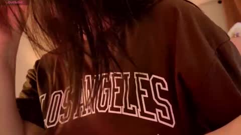 Kayla  online show from December 2025 12:26:02 AM