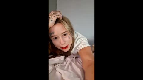 kaylaromero676 online show from December 2025 07:22:01 PM