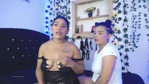 kaylie and dakota  online show from October 2025 10:49:01 AM