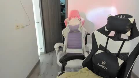 kaylie online show from February 2026 02:43:01 PM