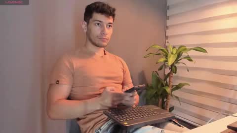 Kayn online show from December 2025 02:29:01 AM