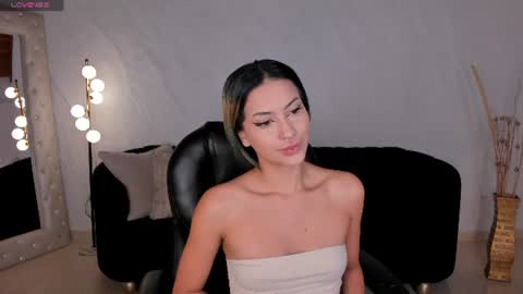 Snapshot of kayralanne chatting on June 2026 05:46:02 AM Kay online show from June 2026 05:46:02 AM