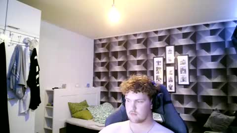 Snapshot of kayttajaviides5 chatting on July 2026 08:52:02 PM Aatu online show from July 2026 08:52:02 PM