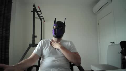 Neon online show from March 2026 05:07:01 PM