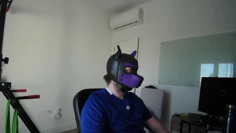 Snapshot of kaywolf89 chatting on May 2026 05:54:01 PM Neon online show from May 2026 05:54:01 PM