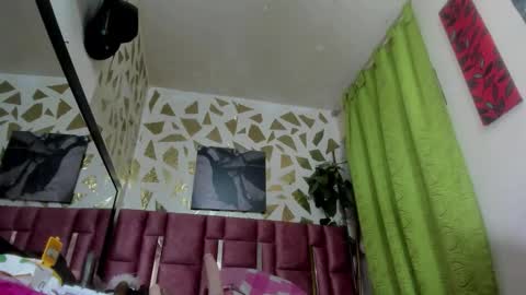 KAZSANDRAH online show from November 2025 11:15:01 PM