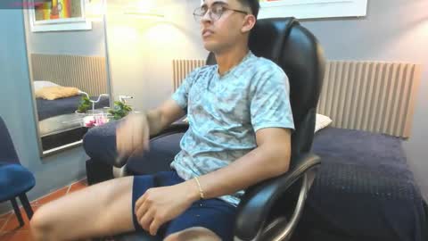 KEANU online show from March 2026 10:16:02 PM