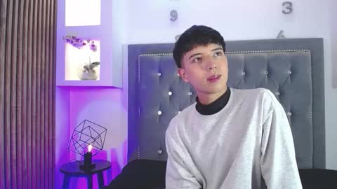 Snapshot of keen_nico chatting on February 2026 12:42:02 PM nico online show from February 2026 12:42:02 PM