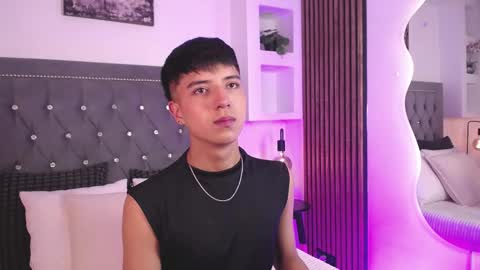 Snapshot of keen_nico chatting on February 2026 12:15:02 PM nico online show from February 2026 12:15:02 PM