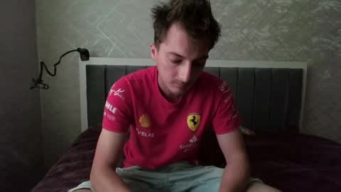 Snapshot of keetherwulf chatting on June 2026 01:24:01 PM keetherwulf online show from June 2026 01:24:01 PM