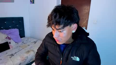 Keevin online show from March 2025 06:32:01 PM