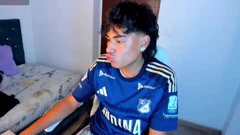 Keevin online show from March 2025 09:36:02 PM