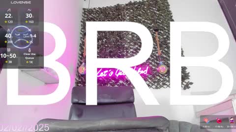 Keila  online show from February 2025 11:32:01 PM